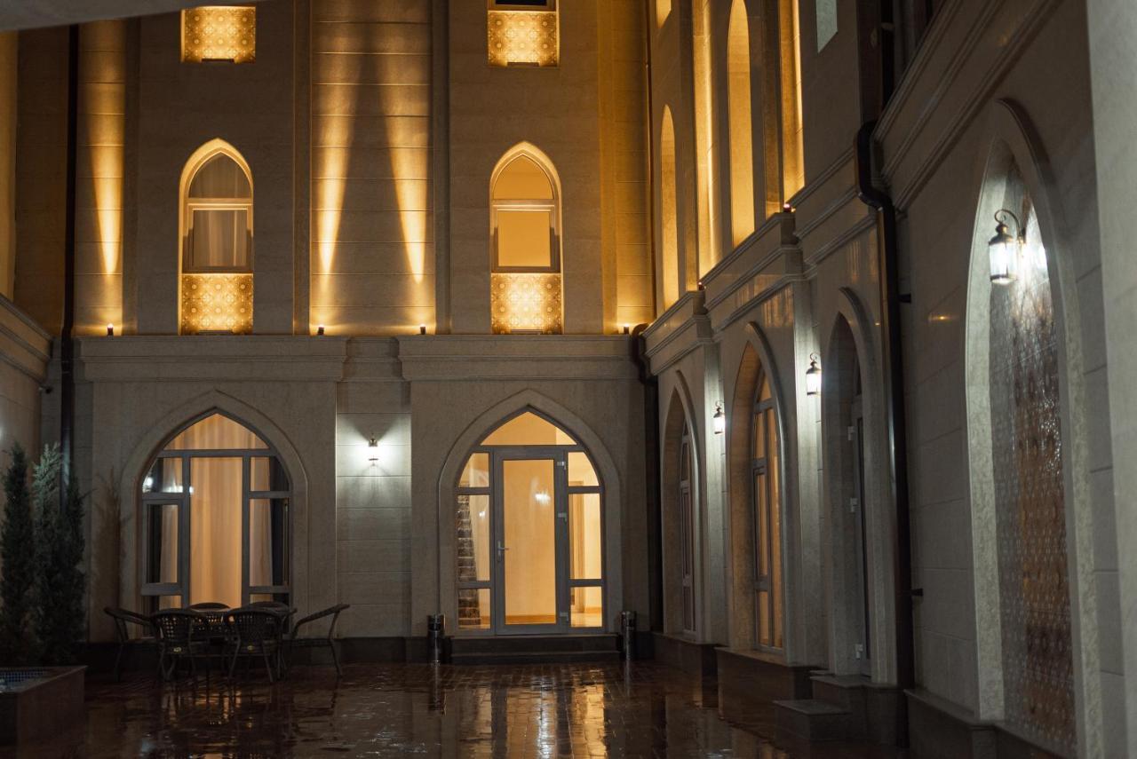 5 Wood Hotel & Spa タシュケント エクステリア 写真