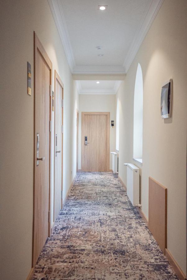 5 Wood Hotel & Spa タシュケント エクステリア 写真